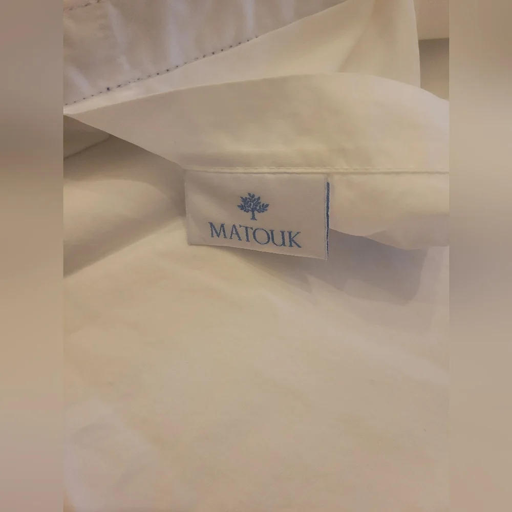 MATOUK Lowell EURO SHAM navy White Egyptian Cotton 27x27